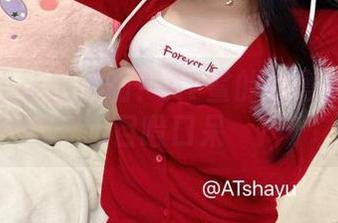 浴室里也能出美图？AT鲨的创意自拍让我目瞪口呆