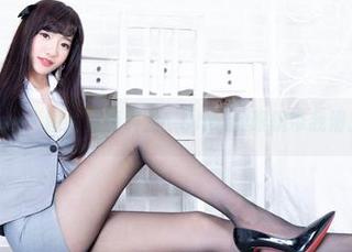 Beautyleg – 图片资源满溢，Cher的眼镜带我滑入无边遐想