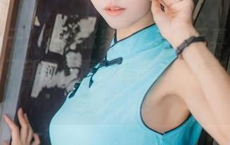ElyEE子：我这张穿玉藻前的写真，真的是穿出了新的高度，直接上演从未有过的云端之旅！