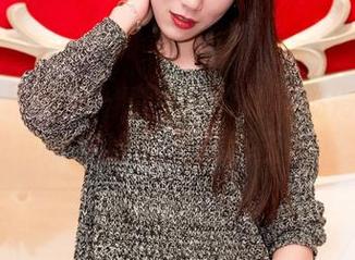 GIRLT果团网 – 龚玥菲的红裙亮得我眼睛发花，快给我原图解压一下。