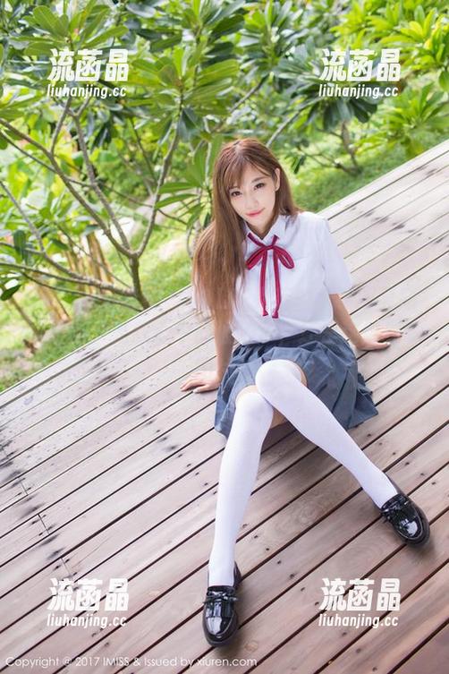 IMiss爱蜜社-SOLO-尹菲 IMiss爱蜜社 - SOLO-尹菲的水手服灵感来自哪?是我心中的波浪声,还是这组独家图片?