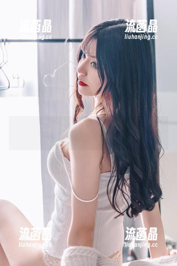 Kettoe Kettoe的汉服作品集:你以为这是西湖边的佳人?不,这是我超拽的posed!