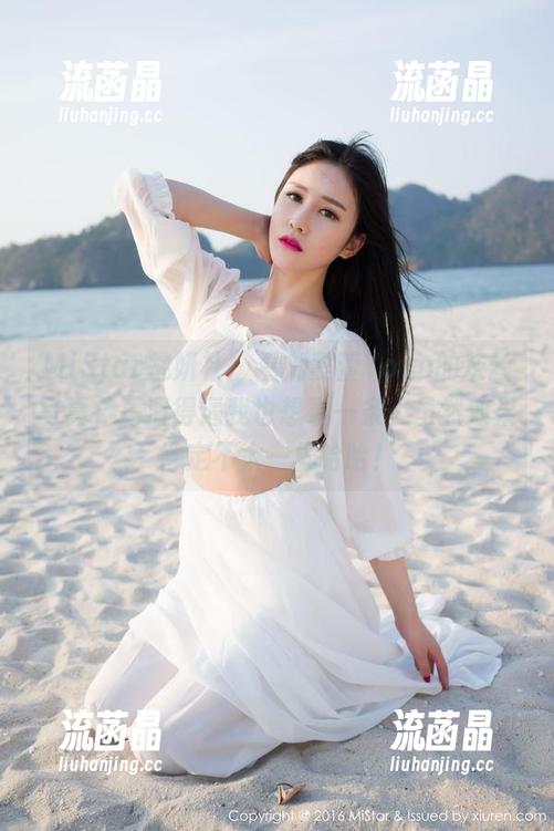 MiStar魅妍社 - 看刘懿萱Yoyo的灰丝写真，高清得逼我也想裹一条…虽然效果肯定不太一样哈哈！