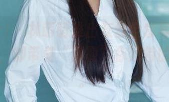 TuiGirl – 林萌萌推出灰丝全套写真，个子不高，却带着“颠覆”你期待的距离感。