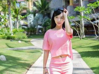 TuiGirl推女郎 – 被甜心包围，哈尼宝宝写真图册已上线，小心被舔到哦！