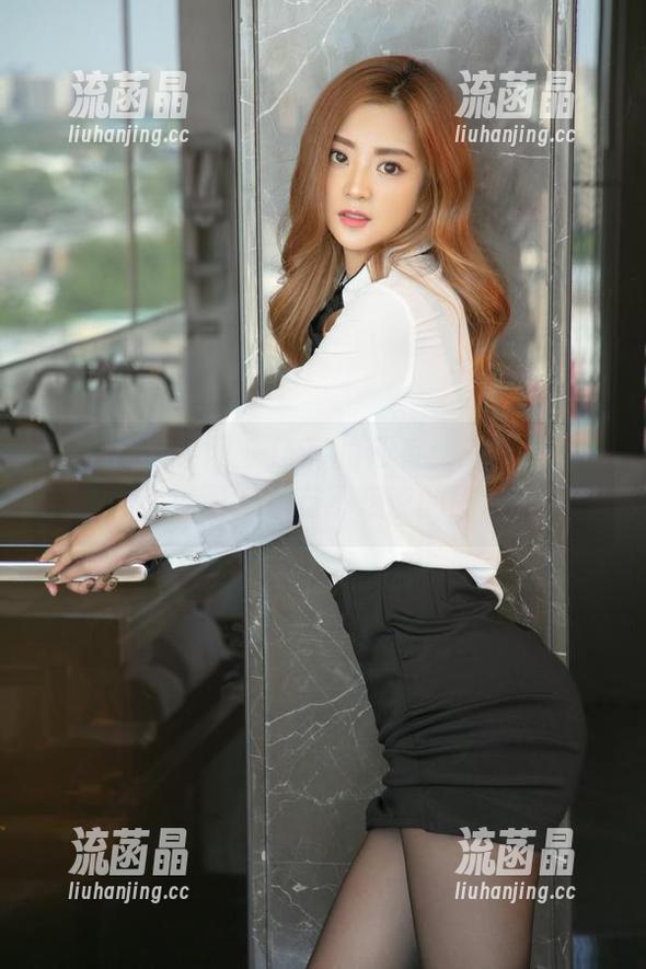 UGirls尤果网 - 该有的都有：王瑞儿的私房美图，还有不想说的剧。