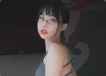 Uhye(이유혜)的‘PureMedia’线上展：让人有种要停留、反复欣赏的冲动。