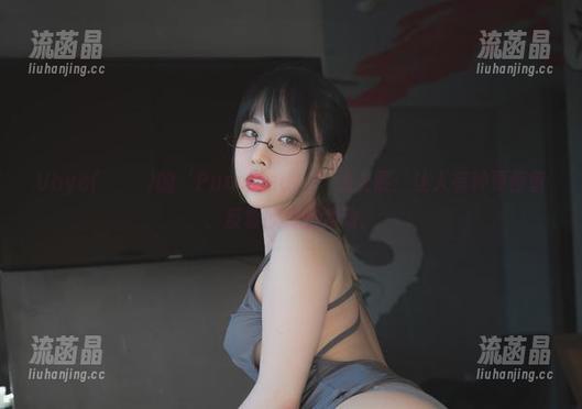 Uhye(이유혜)的‘PureMedia’线上展：让人有种要停留、反复欣赏的冲动。