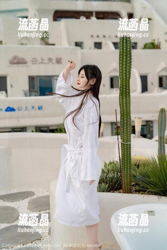 Xiuren秀人网-nancy小姿 Xiuren秀人网 - nancy小姿与蕾丝的组合毫无顾忌,图集中每一处细节都在低语,无圣光的表演太带感