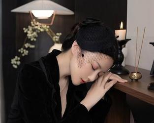 Xiuren秀人网 – 娜娜baby的吊带:网盘下载,身材也要不要带宽哦!