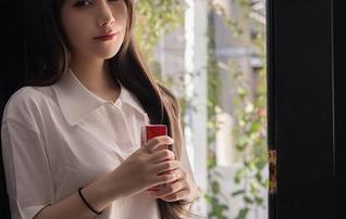 Xiuren秀人网 – 睡衣造型？油田溪溪真会，反正我的眼睛全在这无圣光的图片上。