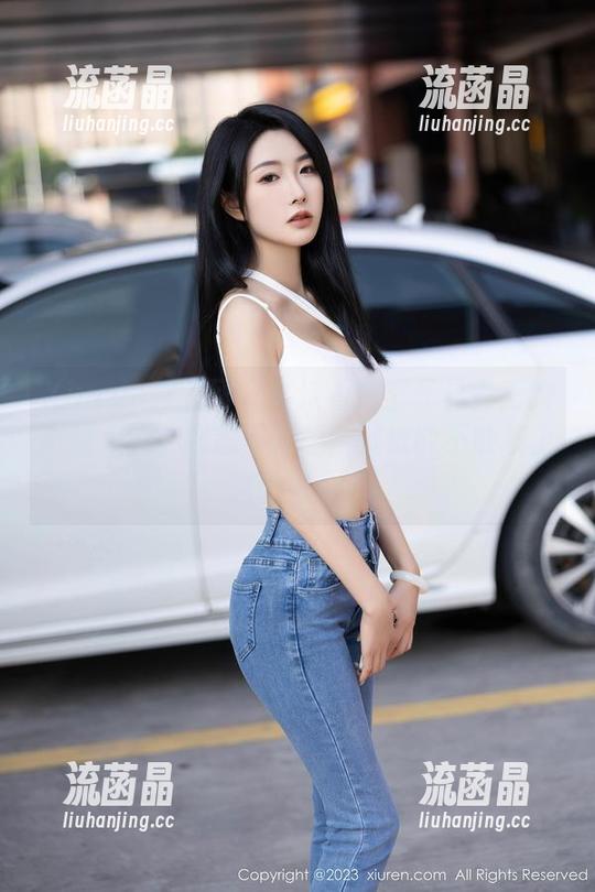 Xiuren秀人网-邹晶晶女王 Xiuren秀人网 - 每次看到邹晶晶女王的眼镜美图,我忍不住想,壁纸能不能换上这款形象?