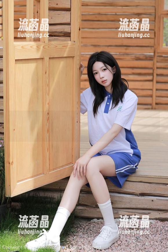 Xiuren秀人网-雨儿1494 Xiuren秀人网 - 把雨儿1494当成女王:精选作品集让人忍不住想到更多