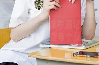 Xiuren秀人网 – 图库奇遇记：鹿小茜在海边，高清捕捉每个惊喜！