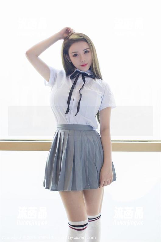 YouMi尤蜜荟 - 小尤奈的私拍泳衣图集——真的有人能抵挡得住这种诱惑吗？