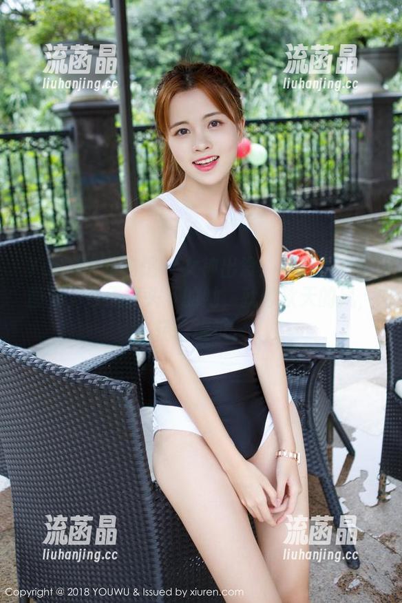 YouWu尤物馆-艾小青 YouWu尤物馆 - 女神出没:艾小青高清图包,今天镜头下的她,就像秋天的风,轻轻拂过。
