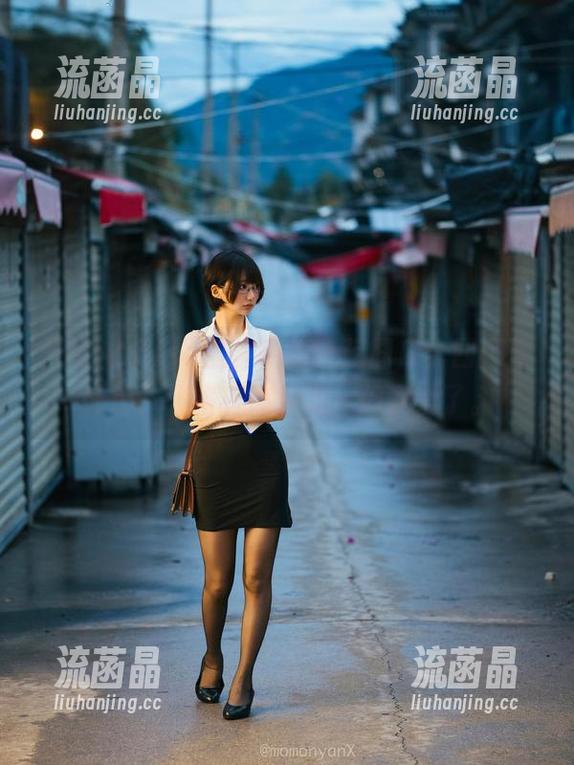 nagisa魔物喵 分享nagisa魔物喵的奇葩图库:四月番外篇,风格有点突兀,但我爱了。