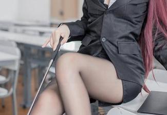 全套泳衣写真，yoko夏宅的风格就像自在的小鱼儿。