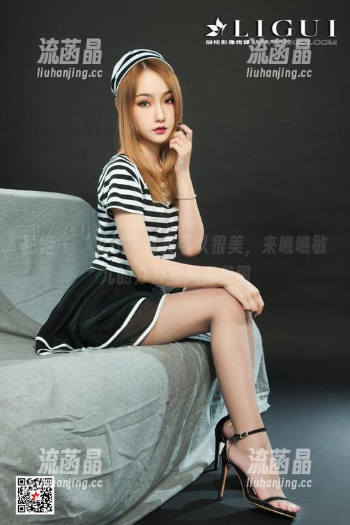 丽柜 - “工作”其实可以很美，来瞧瞧敏儿的办公室风尚美图