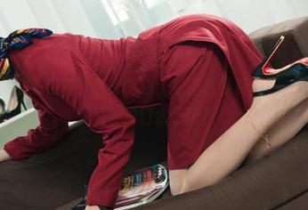 丽柜 – 钟情的双生花，情人之吻，配上这免费图册，呃…我不会又要流口水了吧？