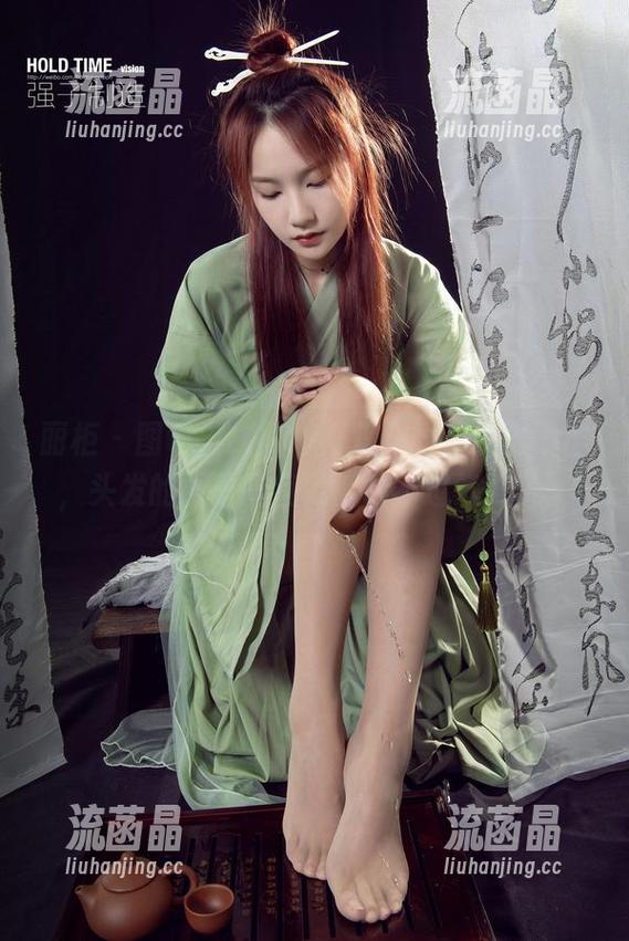 丽柜 - 图包上线！阳阳双马尾，你信不信，头发的重量把我压得喘不过气来了。