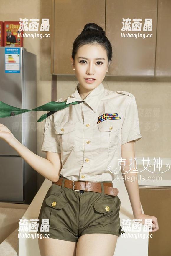 克拉女神-芝月 克拉女神 - 为什么芝月穿上校服,突然觉得画风不对?!这福利大图里混杂了多少青春记忆,你肯定想问。