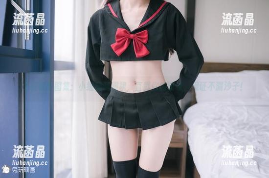 兔玩映画 兔玩映画图集:小细腿制服裙,直戳你的眼球,保证不漏沙子!