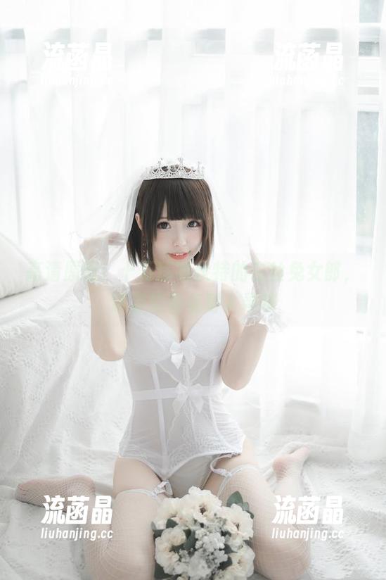 十万珍吱伏特 高清原图!十万珍吱伏特的白丝兔女郎,这姿势有点耐人寻味