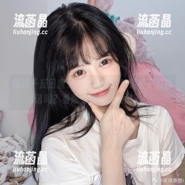 千反田鹿子 精选千反田鹿子的高跟鞋,难道鞋子能说话吗?看她的面子就知道了!