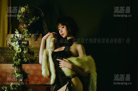 奈汐酱Nice 奈汐酱Nice的25号自拍本-胡迪:你说这个角度有没有点奇怪?但就是喜欢啊!