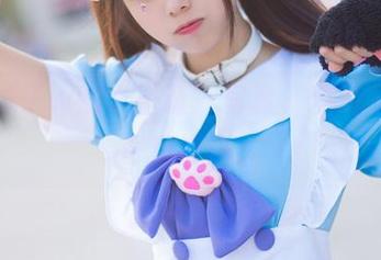小野妹子w的“圣诞”写真，资源有点不可思议哟。