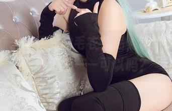 小野妹子w和她的毛衣作品，让我忍不住想摸一摸——可以吗？