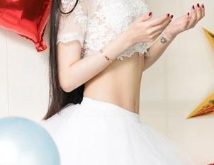 尤果网 – 吊带不单单是衣服，安柔的图库分享也可以是开心的理由。