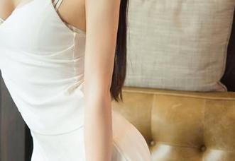 尤果网 – 白熙萌的天台写真合集：为何总让人驻足？