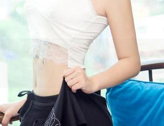 尤果网 – 我说，高清美图里的谭晓彤美足有点让我无法抗拒哦！