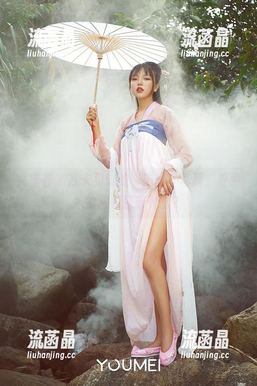 尤蜜荟-乔雅冰 尤蜜荟 - 从未见过的“肉丝”写真,乔雅冰的图包还等什么?