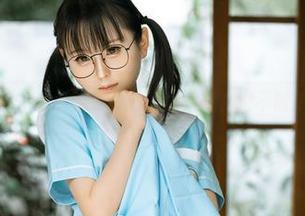 来瞧瞧，幼水铃衣原图里的美足，绝不简单啊！