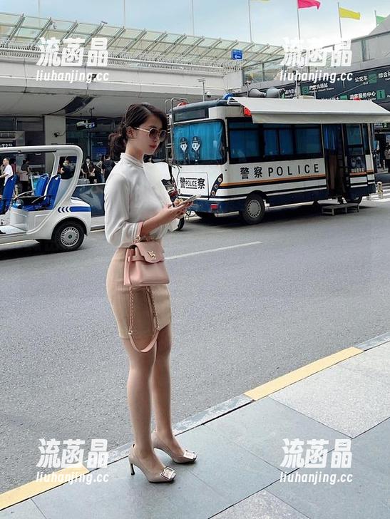 微密圈 - 等你下载，张老师的浴室全集，瞧瞧这“白色”天地。