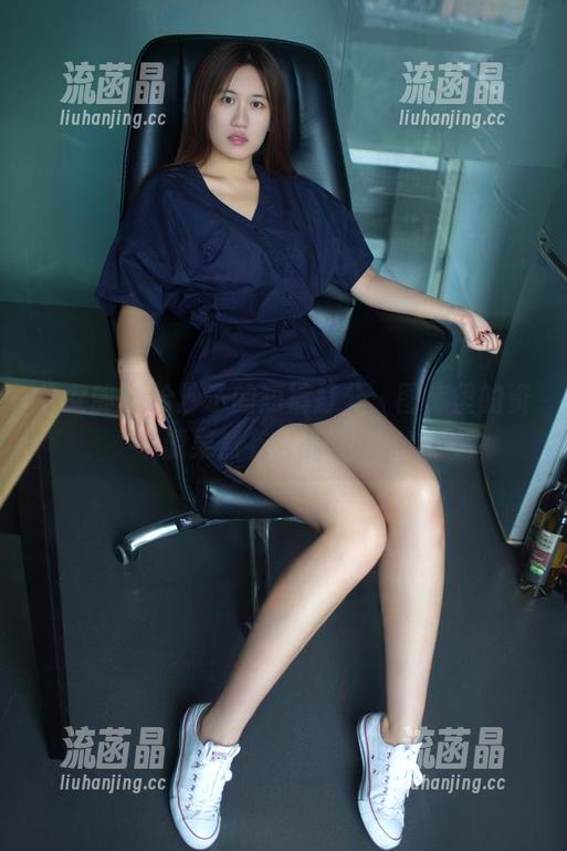 推女郎-沙子 推女郎 - 给沙子的短裤打分,图库里的资源果然有它的韵味。