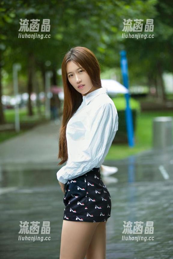 推女郎-王馨瑶 推女郎 - 王馨瑶获取双马尾灵感,图库更新后的高清风格