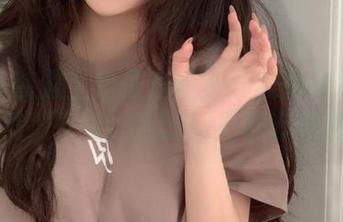 当女仆装遇上是依酱呀——美图拯救低迷的审美，快看，我的碗上都有涟漪了！