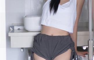 柒柒要乖哦这私服精选，原图里那种“看起来随意，实际费心”的酸爽，我能懂。