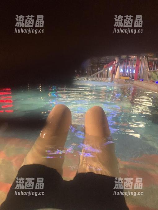 桃脱了 微密圈 - 图库中的桃脱了婚纱,这作品的数据称为“零赞”的极限,哈哈,真好玩。