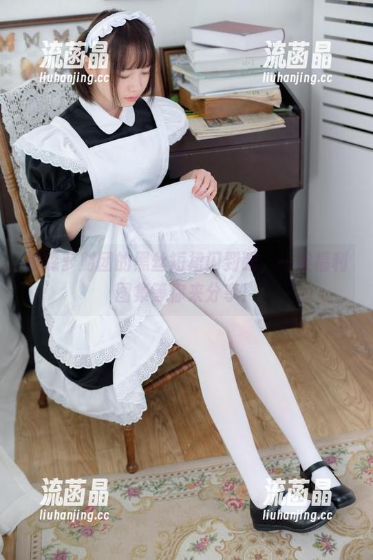 森萝财团 被森萝财团的黑丝短裙闪到眼,一波福利图集等你来分享!