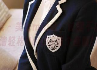 模范学院 – 美七mia说，长腿不求人，高清轻松Hold住整个画面！