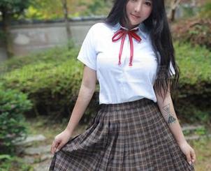 模范学院 – 私房的诗诗kiki，那个超级可爱的女友角色，真让人想多看一眼！