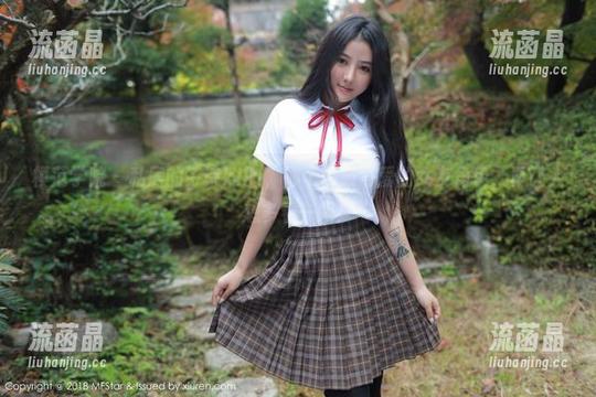 模范学院 - 私房的诗诗kiki，那个超级可爱的女友角色，真让人想多看一眼！