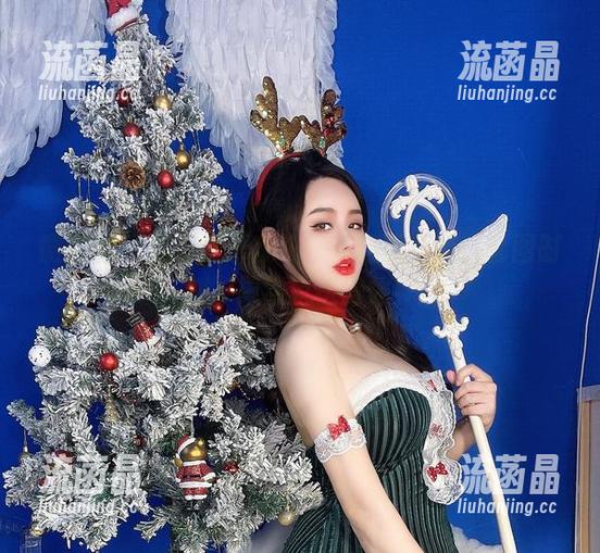 水蜜桃米米 微密圈 - 高清看水蜜桃米米的职业装:套图时刻,果然风格得体!