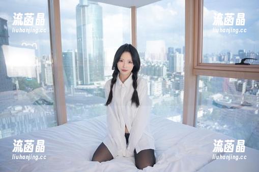 清水由乃 有个清水由乃的写真,名叫天使,结果我只是觉得她像个无辜的小孩儿...