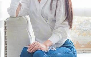 爱蜜社 – 妤薇Vivian，蕾丝和无圣光：这图集，啊，怎么看都有点怪异的婉约。